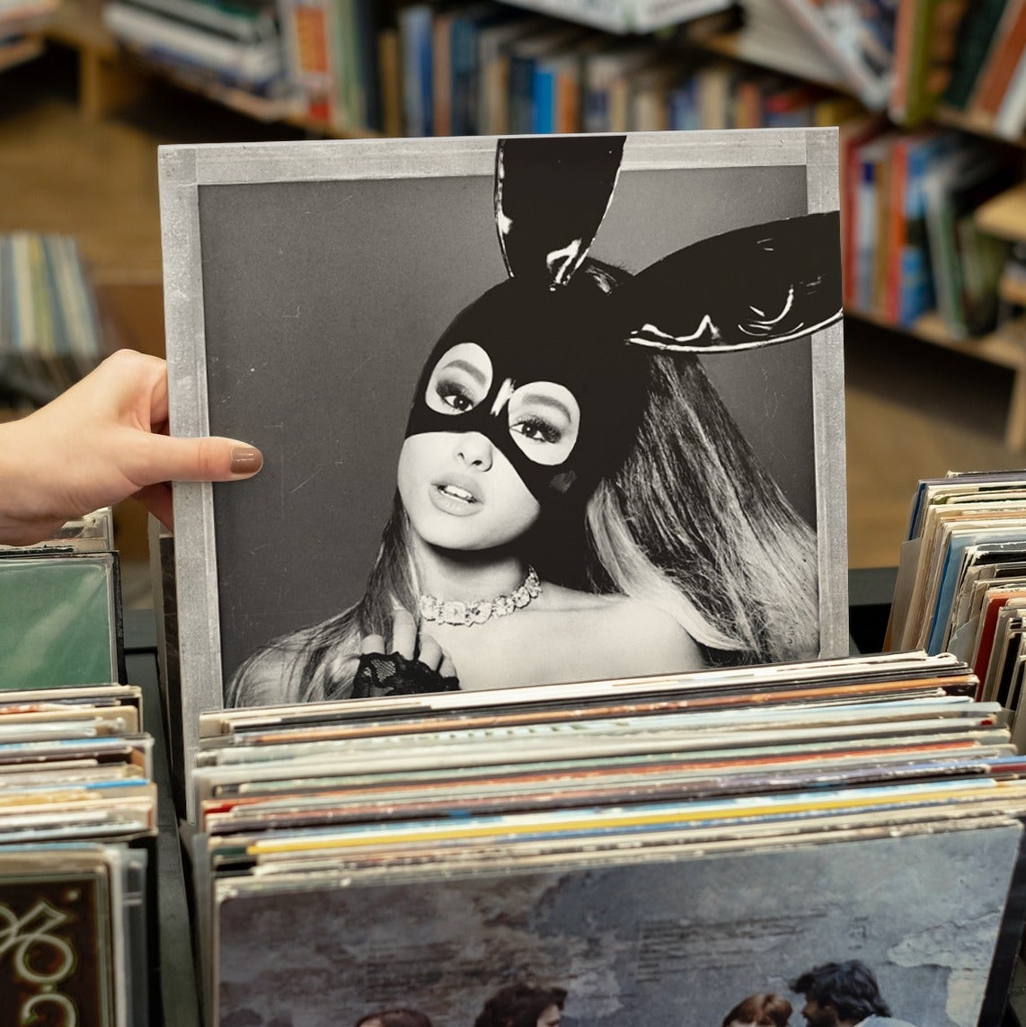 Ariana Grande - Dangerous Woman - Vinyl LP Record { vinyl }