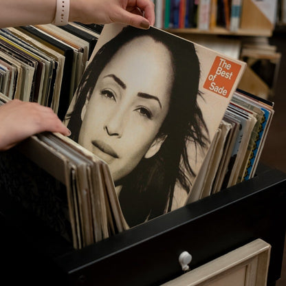 Sade - The Best Of Sade - Vinyl LP Record { vinyl }